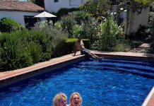 How to Throw a Bachelorette Pool Party Float Style Sand2Sea